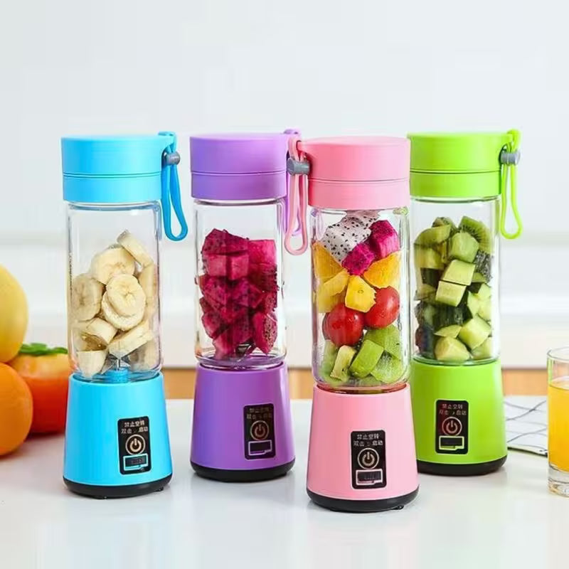 Minibatidora de frutas, portátil y práctica.