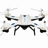 Drone RC con cámara integrada y control remoto.